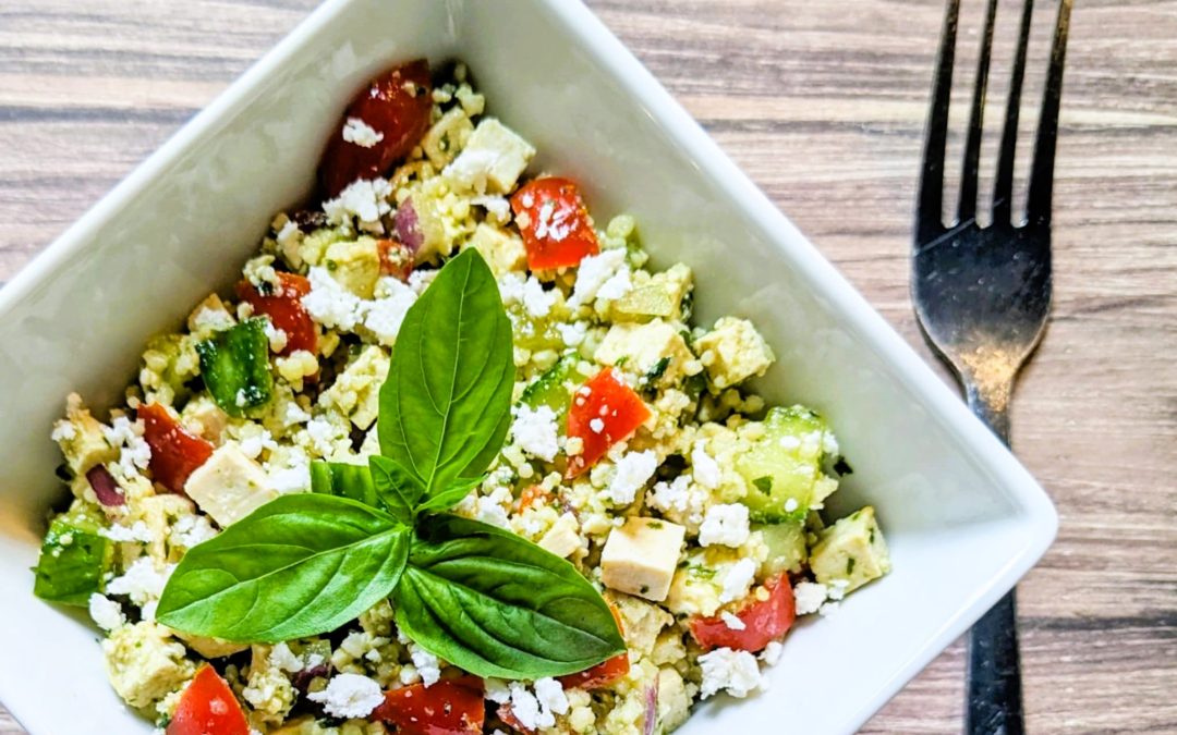 Bol estival tofu-pesto